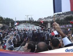 Evenbesar Paris, Hubungan Luar Negeri Ekonomi dan Kesuksesan Perjalanan Hingga Luarnegeri Prancis