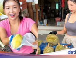 Penjual Durian Cantik dan Seksi Di Thailand Ini Curi Perhatian