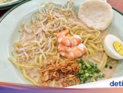 Slurpp! Mie Celor Palembang Berkaldu Udang Legit Hingga Melawai Plaza