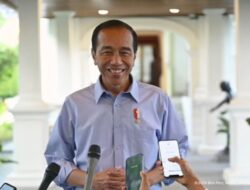 Digoyang Banyak Aksi Massa, Jokowi Diyakini Tak Akansegera Lengser Paksa