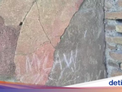 Duh! Ayah Ukir Namanya dan Anak Ke Situs Pompeii!