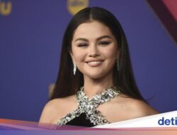 Selena Gomez Curhat Idap SIBO, Gangguan Pencernaan yang Langka