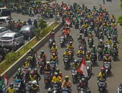 THR Ojol Cair Berupa Bonus Hari Raya, Begini Respons Grab dan Gojek